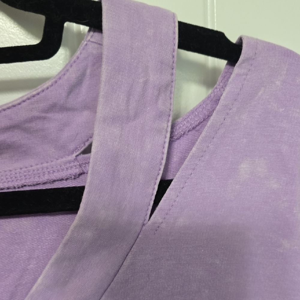 White Birch Lavender V-Neck Top XL NEVER WORN - Picture 3 of 5